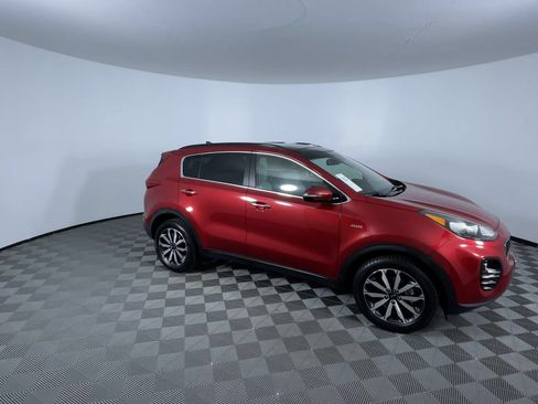 Used 2019 Kia Sportage EX w/ EX Premium Package AWD/4WD image 2