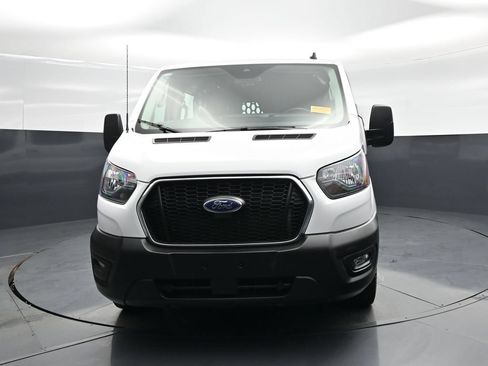 Certified 2025 Ford Transit 250 Low Roof w/ Exterior Upgrade Package RWD image 14
