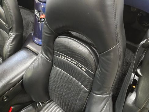 Used 1999 Chevrolet Corvette Convertible w/ Memory Pkg image 24