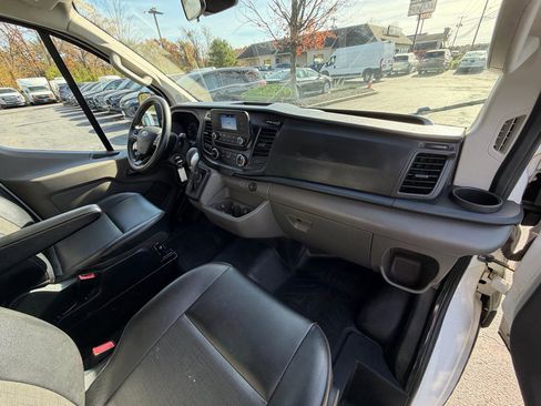 Used 2023 Ford Transit 350 XL image 22