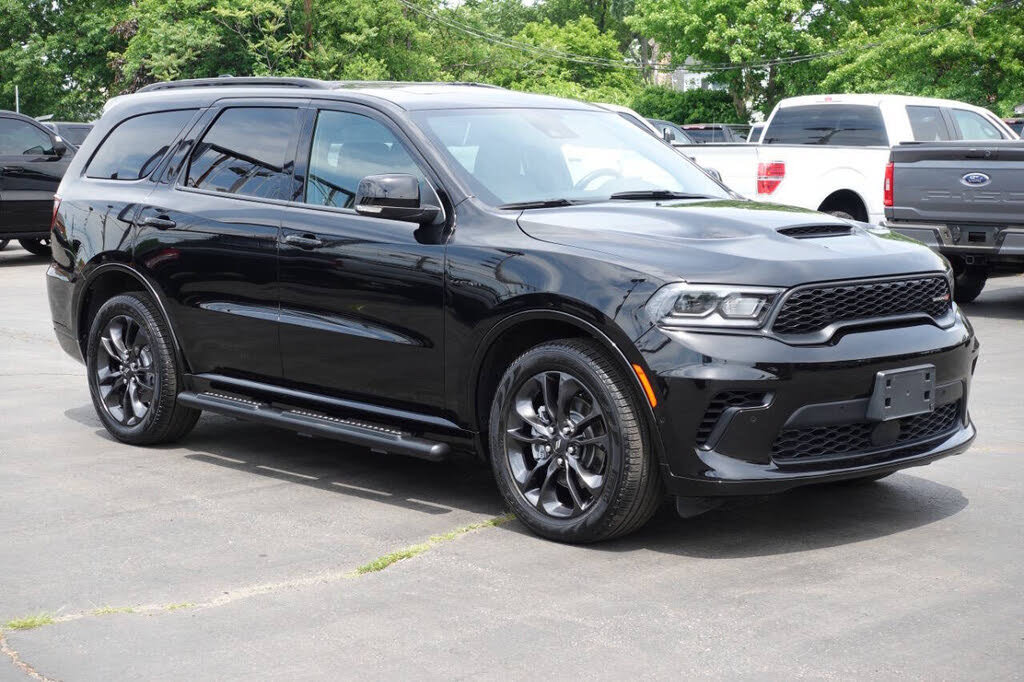 Used 2024 Dodge Durango R/T w/ Blacktop Package AWD/4WD image 3