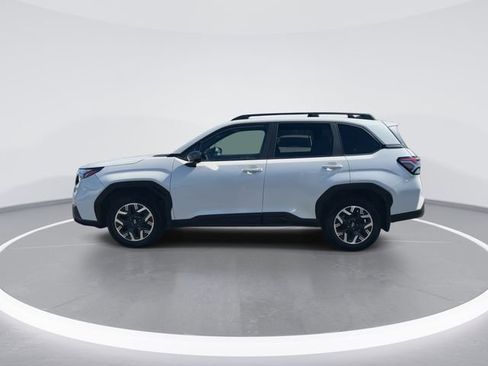 Certified 2025 Subaru Forester Premium w/ Convenience Package #1 AWD/4WD image 5