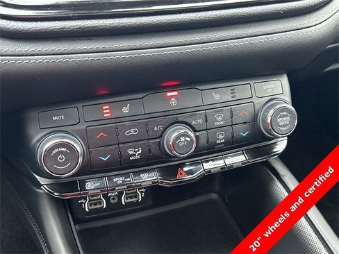 Certified 2022 Dodge Durango GT w/ Blacktop Package image 21