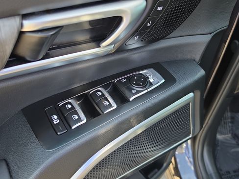 Certified 2025 Kia Telluride SX w/ SX Captain's Chair Package FWD image 21