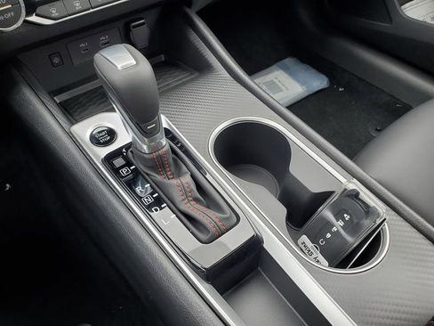 New 2026 Nissan Altima 2.5 SR FWD image 17
