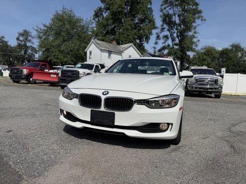 Used 2014 BMW 320i xDrive 320i xDrive AWD 4dr Sedan image 2