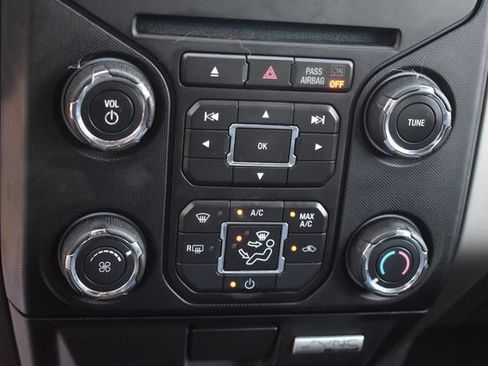 Used 2014 Ford F150 XLT w/ Equipment Group 302A Luxury AWD/4WD image 31