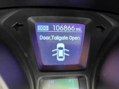 Used 2014 Hyundai Elantra GT FWD image 16