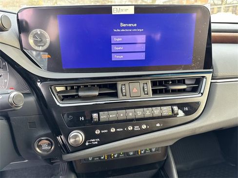 New 2025 Lexus ES 350 Ultra Luxury image 25