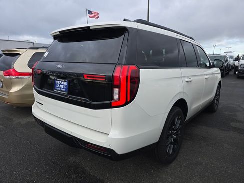 New 2025 Ford Expedition Platinum w/ Stealth Performance Package image 5