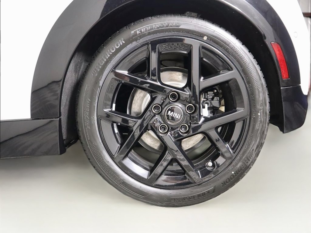 Used 2026 MINI Cooper S FWD image 28