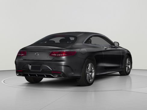 Used 2016 Mercedes-Benz S 550 4MATIC Coupe image 2