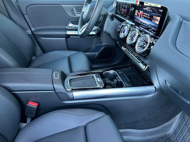 Certified 2026 Mercedes-Benz GLA 250 image 18