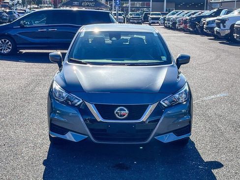 Used 2022 Nissan Versa SV w/ Trunk Package image 6