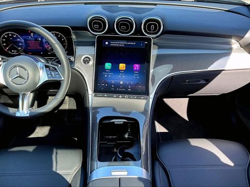 Used 2026 Mercedes-Benz GLC 300 4MATIC image 24