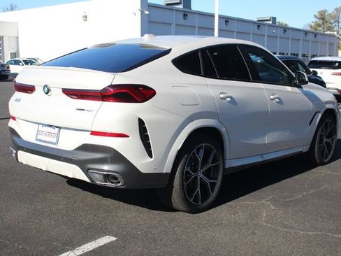 New 2026 BMW X6 xDrive40i image 8