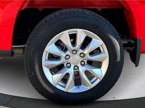 Used 2022 Chevrolet Silverado 1500 Custom image 34