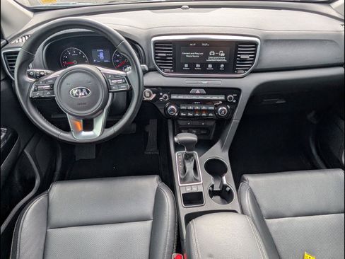 Used 2021 Kia Sportage EX FWD image 9