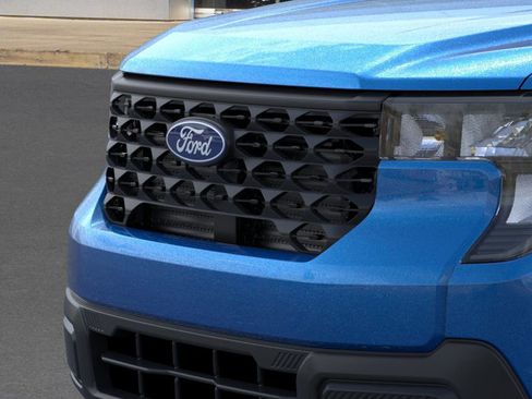 New 2025 Ford Maverick XL w/ Equipment Group 102A image 18