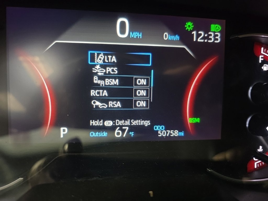 Used 2024 Toyota RAV4 XLE FWD image 27
