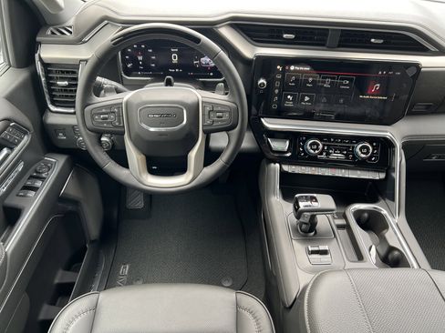 New 2026 GMC Sierra 1500 Denali AWD/4WD image 32