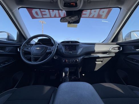 Used 2023 Chevrolet TrailBlazer LT image 29
