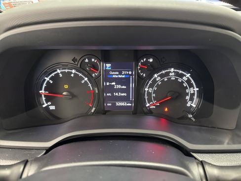 Used 2023 Toyota 4Runner SR5 image 17