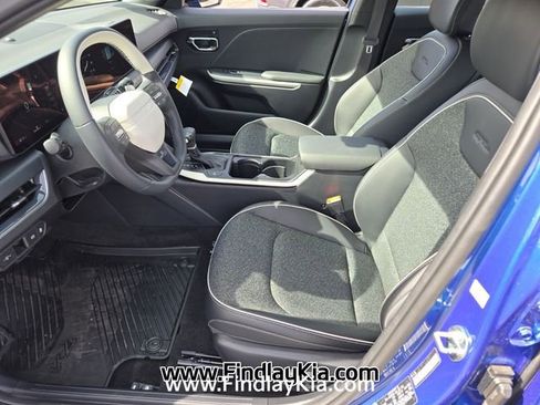 New 2025 Kia K4 GT-Line w/ GT-Line Sunroof Package image 10