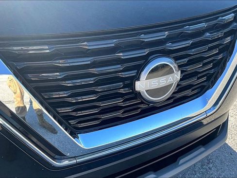 Used 2022 Nissan Rogue SV FWD image 31
