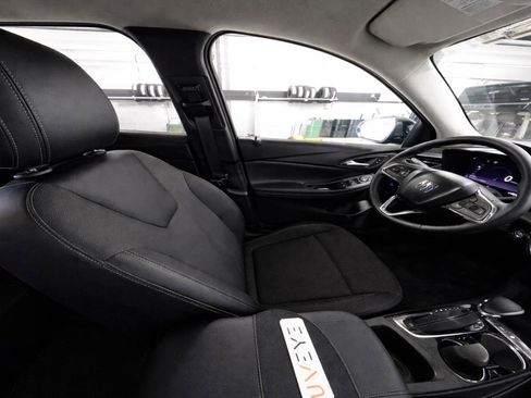 Used 2025 Buick Encore GX Preferred FWD image 10