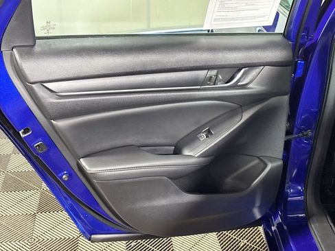 Used 2022 Honda Accord Sport Special Edition image 18