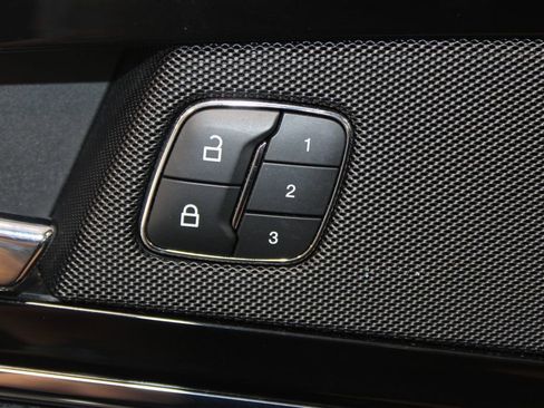 Used 2022 Lincoln Nautilus Reserve w/ Monochromatic Package image 41