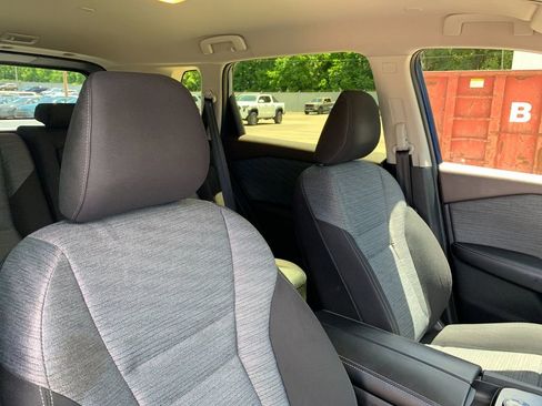 Used 2023 Nissan Rogue SV AWD/4WD image 19