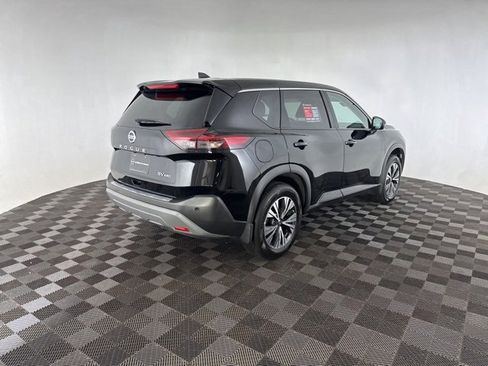 Certified 2021 Nissan Rogue SV image 5
