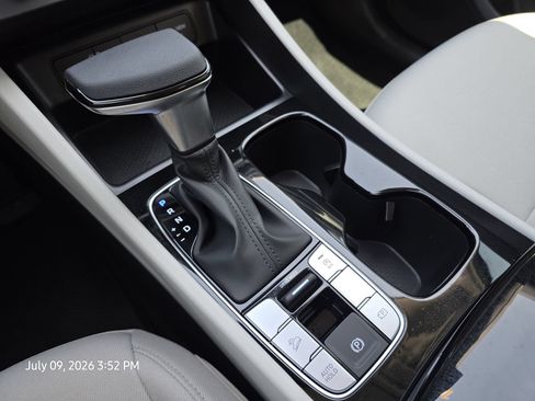 Certified 2026 Hyundai Tucson SE FWD image 25