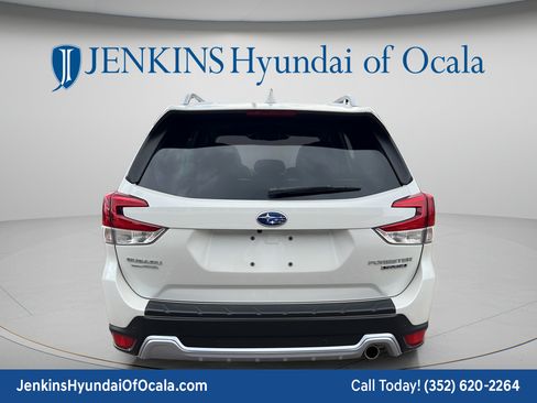 Used 2023 Subaru Forester Touring w/ Popular Package #3 AWD/4WD image 4
