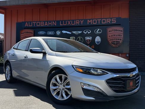 Used 2020 Chevrolet Malibu LT FWD image 1