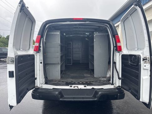 Used 2020 Chevrolet Express 2500 2500 3dr Extended Cargo Van w/ Safety Package image 9