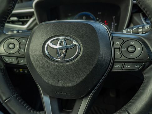 Used 2024 Toyota Corolla Cross AWD Hybrid w/ Convenience Package image 30