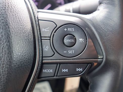 Used 2024 Toyota Camry SE FWD image 14