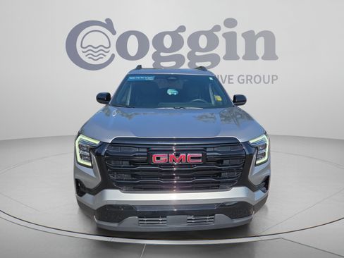 Certified 2026 GMC Terrain Elevation w/ Elevation Premium Package FWD image 8