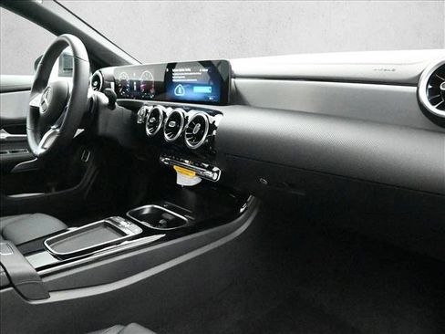 Certified 2025 Mercedes-Benz CLA 250 4MATIC image 24