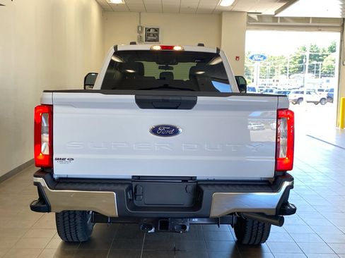 New 2026 Ford F350 XLT w/ Snow Plow/Camper Package AWD/4WD image 35