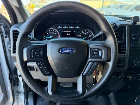 Used 2020 Ford F250 XL w/ Power Equipment Group image 29