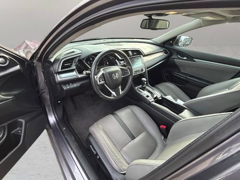 Used 2017 Honda Civic Touring image 16