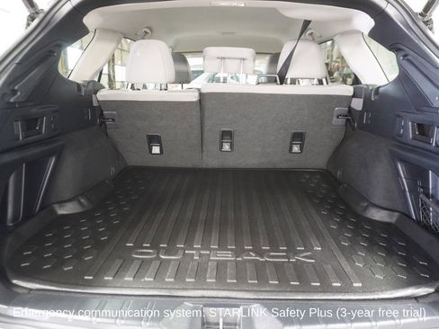 Used 2024 Subaru Outback Premium image 5