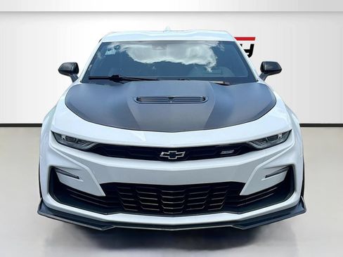 Used 2022 Chevrolet Camaro SS RWD image 2