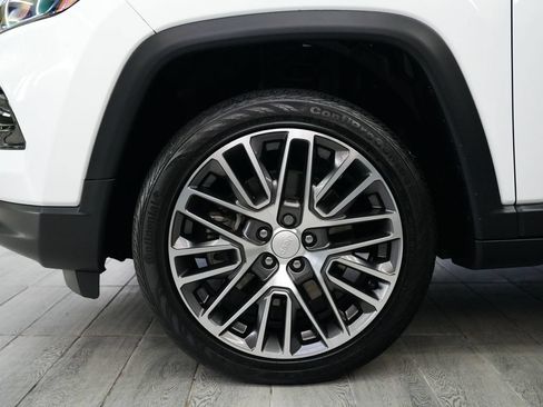 Used 2023 Jeep Compass Limited w/ Elite Group AWD/4WD image 9