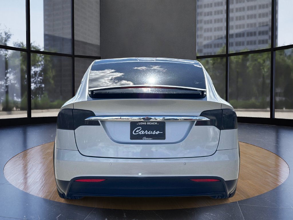 Used 2017 Tesla Model X 90D AWD/4WD image 4