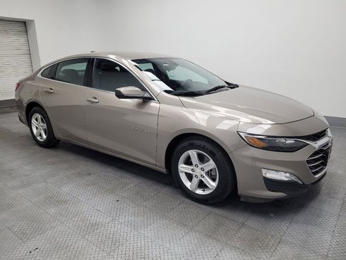 Used 2022 Chevrolet Malibu LT FWD image 11